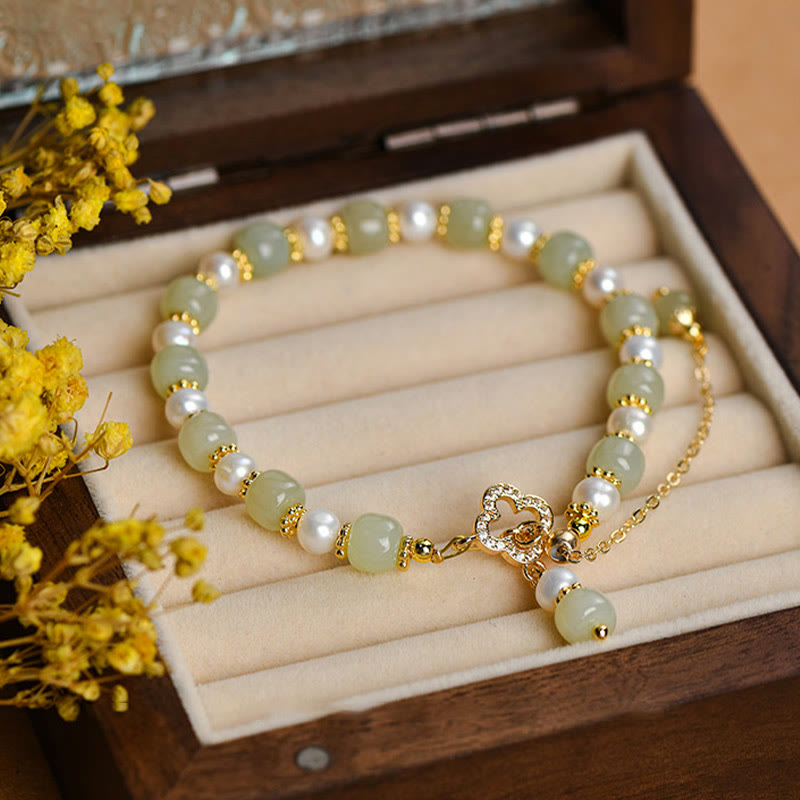 Stone of buddha Hetian Jade Pearl Alloy Four Leaf Clover Pendent Abundance Bracelet