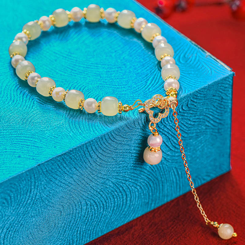 Stone of buddha Hetian Jade Pearl Alloy Four Leaf Clover Pendent Abundance Bracelet