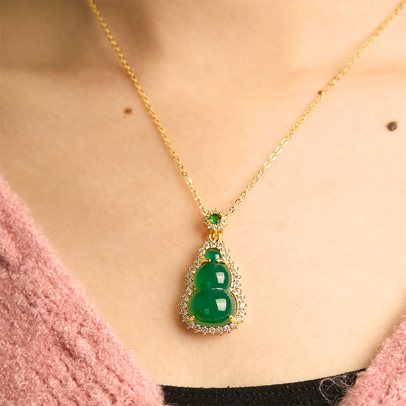 Stone of buddha Green Chalcedony Gourd Pendant