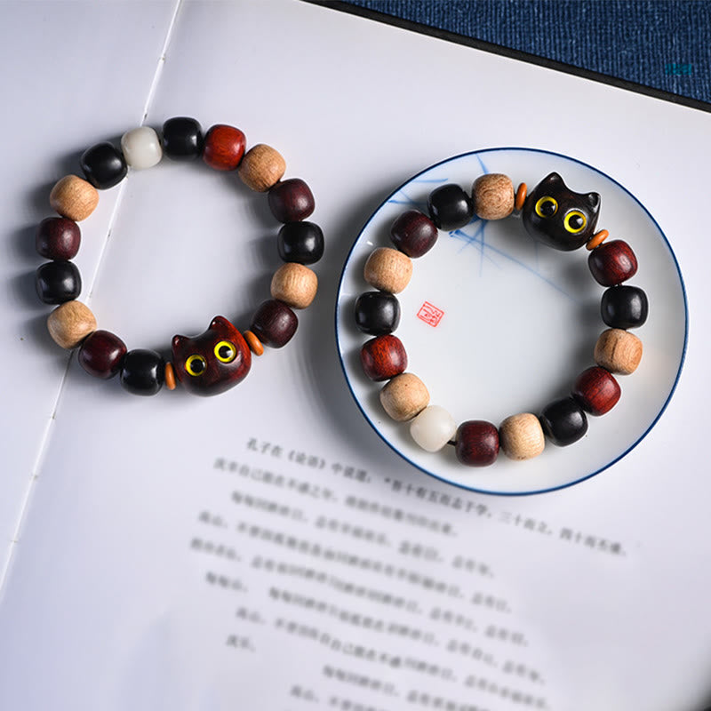 Stone of buddha Small Leaf Red Sandalwood Ebony Wood Cute Cat Engraved Protection Bracelet