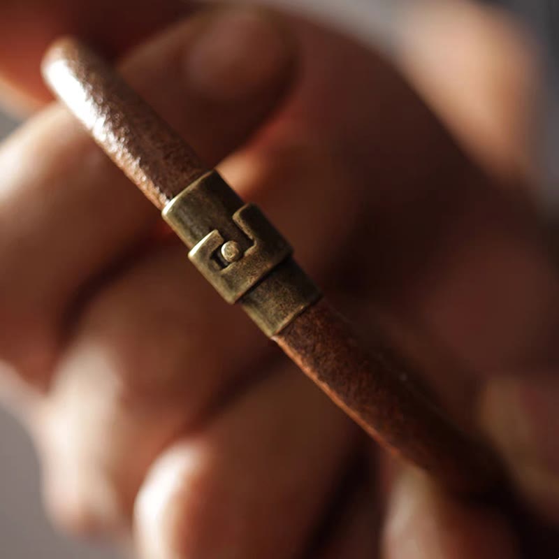 Stone of buddha Retro Leather Luck Healing Copper Magnetic Buckle Bracelet