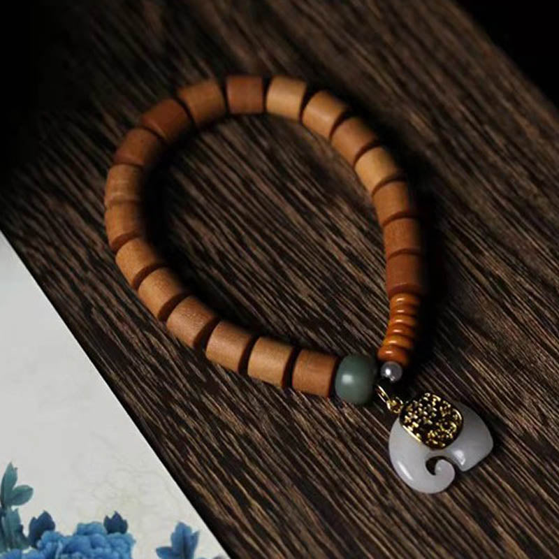 Stone of buddha Sandalwood Jade Elephant Protection Bracelet