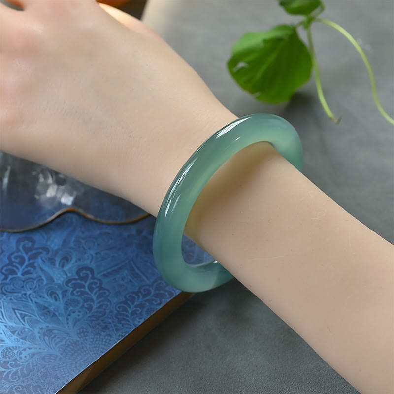 Stone of buddha Natural Green Chalcedony Strength Bangle Bracelet