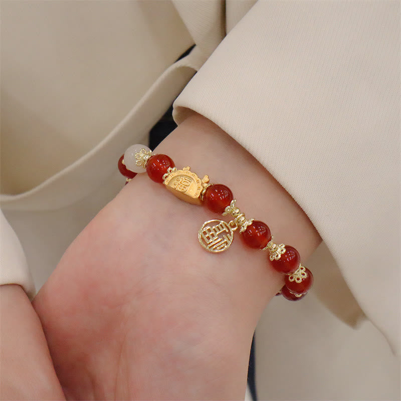 Stone of buddha Year Of The Dragon Red Agate Strawberry Quartz Black Obsidian Jade Garnet Pearl Cinnabar Dumpling Dragon Luck Fu Character Bracelet