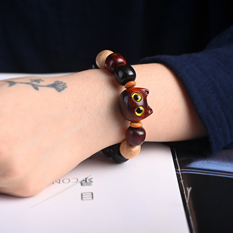 Stone of buddha Small Leaf Red Sandalwood Ebony Wood Cute Cat Engraved Protection Bracelet