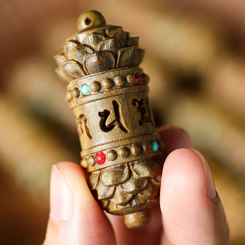 Stone of buddha Tibet Green Sandalwood Rosewood Om Mani Padme Hum Lotus Positive Soothing Necklace Pendant
