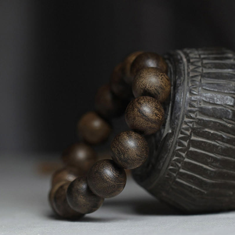 Stone of buddha Nine Points Sinking Water Vietnam Hoi An Agarwood Peace Strength Bracelet