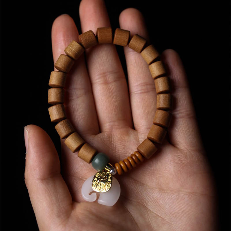 Stone of buddha Sandalwood Jade Elephant Protection Bracelet